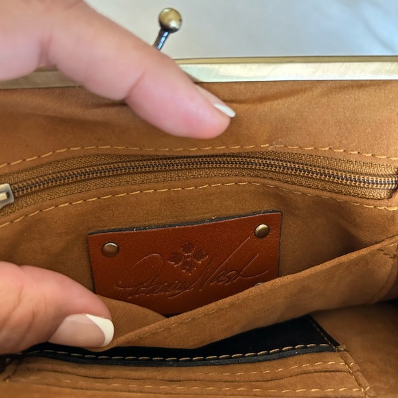 **Patricia Nash Leather Newspaper Print Clutch NWOT - Vintage Parisian Style** - Picture 4 of 7